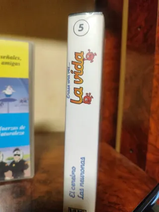 2 Casetes VHS Infantiles (Español)