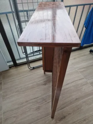 Cubre radiador de madera