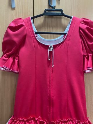 Vestido de gitana con volantes y lunares