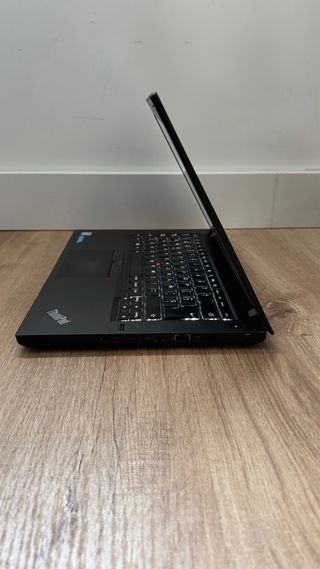 Lenovo Thinkpad T460 Intel i5 / 256 SSD/ 8 Ram