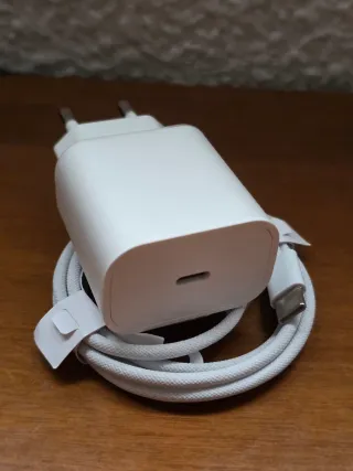 Cargador iPhone 20W y Cable USB-C