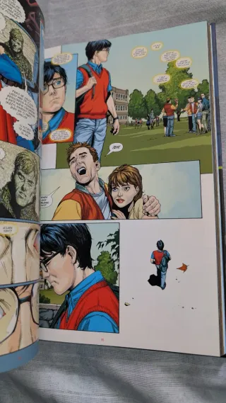 Superman y la Legión de Superhéroes (Geoff Johns)