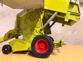 Imballatrice Claas Bruder