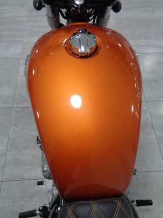 Royal Enfield Interceptor 650 Naranja