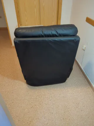 Sillón reclinable polipiel negro
