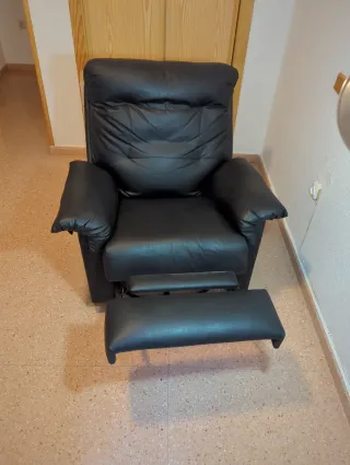 Sillón reclinable polipiel negro
