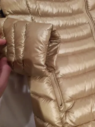 Abrigo plumífero dorado Henry Arroway