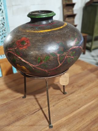 Jarrón  Puja de terracota pintada