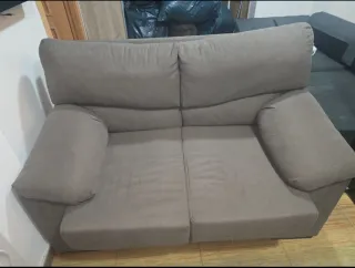 Sofá de 2 plazas seminuevo