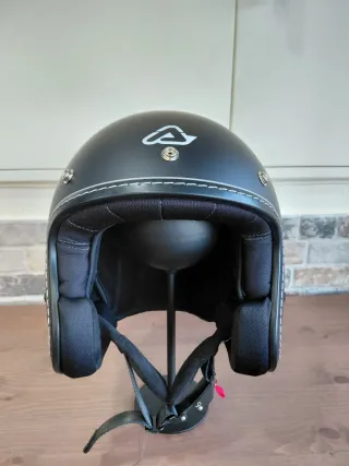 Capacete estilo antigo