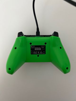 Mando Xbox con Cable Blanco y Verde