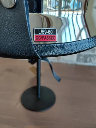 Capacete estilo antigo