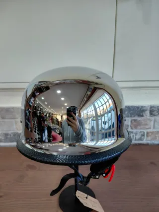 Capacete estilo antigo