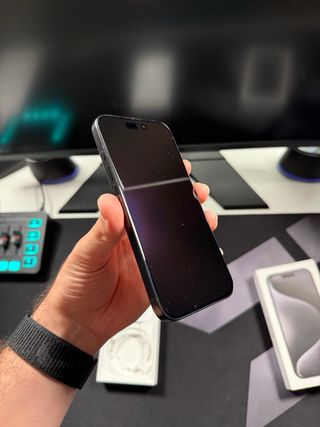 iPhone 15 Pro 256 GB - 89% + Extras