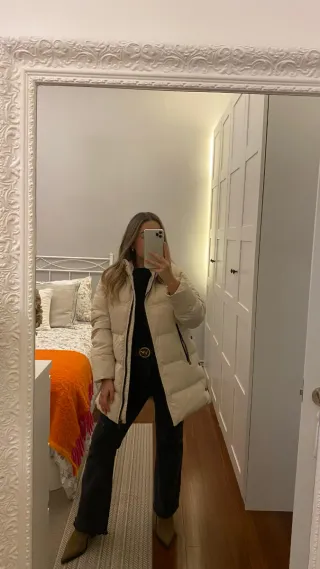 Plumífero Bimba y Lola Beige. Talla como una M