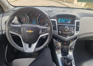 Chevrolet Cruze 2.0 VCDi 150 CV LT | Año 2011