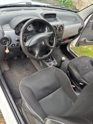 Peugeot Partner 2.0 hdi