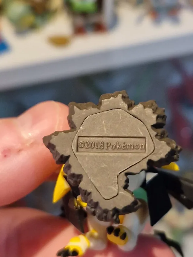 Figura pokemon kaiyodo dusk mane necrozma 2018 tcg