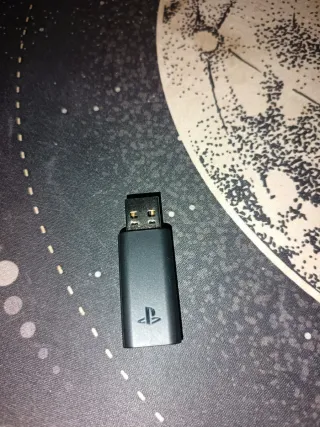 Auriculares Gold Wireless Headset PS4