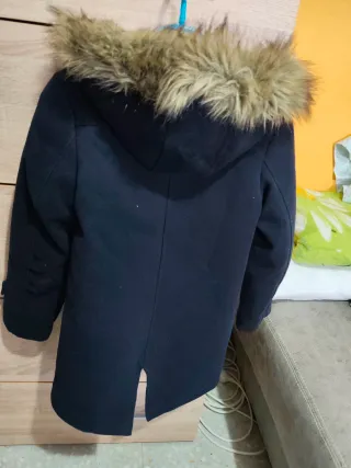 Abrigo niña negro con capucha