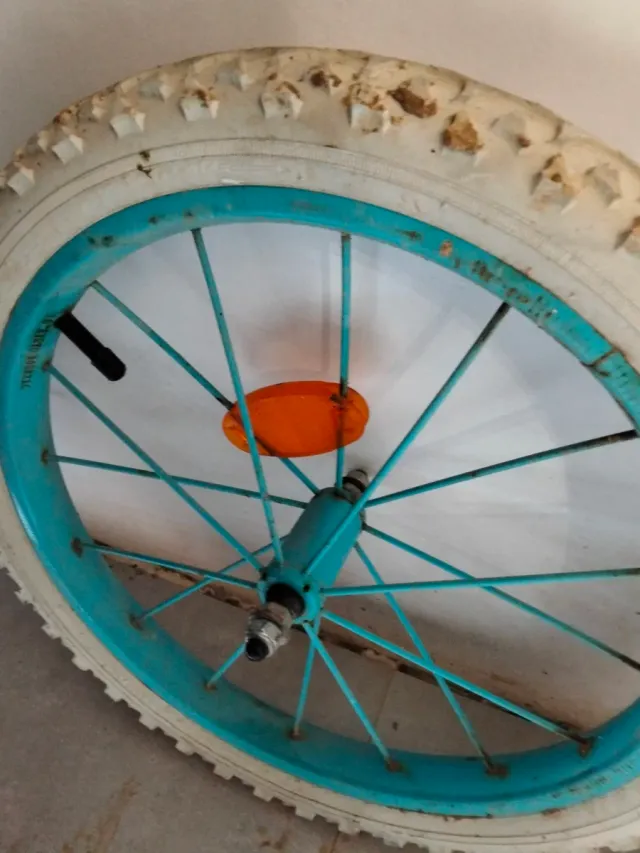 Juego de 2 ruedas 16 pulgadas cubiertas 47/305