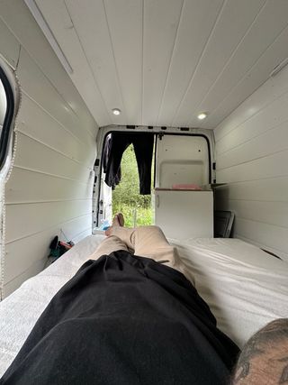 Ford Transit camper etiqueta B