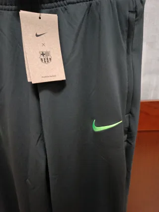 Pantalón F.C Barcelona Nike Gris oscuro