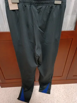 Pantalón F.C Barcelona Nike Gris oscuro
