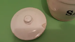 Salero antiguo blanco SAL