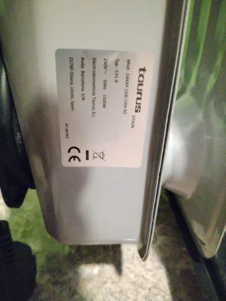 Radiador Eléctrico Taurus Blanco Gris