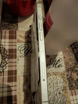 Piezas iPhone 16 Apple