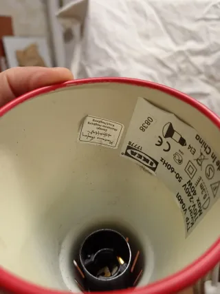 Lampade da muro rosse e argento