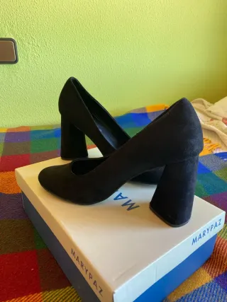 Zapatos tacón Marypaz negros ante
