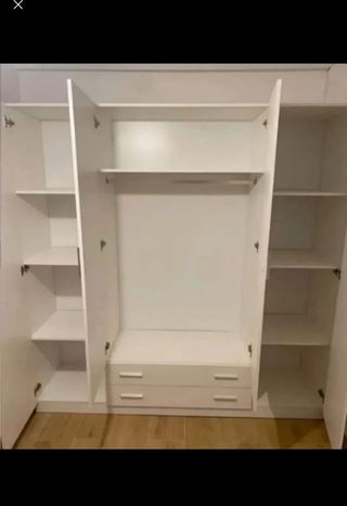 Armario blanco de madera