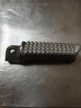 Estribera Izq  delant.VFR 750 RC36 '93 Original