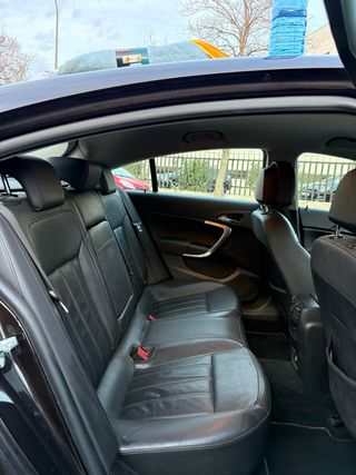 Opel Insignia 2011