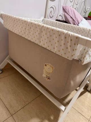 Minicuna interna y con estampado de estrellas