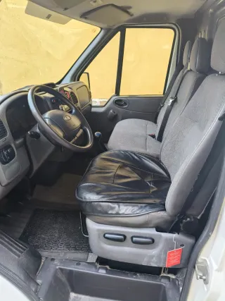 Ford Transit 2004