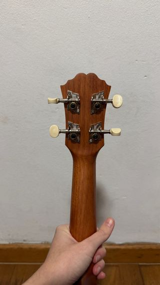 OQAN ukulele QUK-10S en perfecto estado
