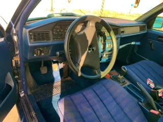 Mercedes 190 benz histórico año 1993