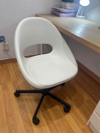 Silla de escritorio moderna blanca