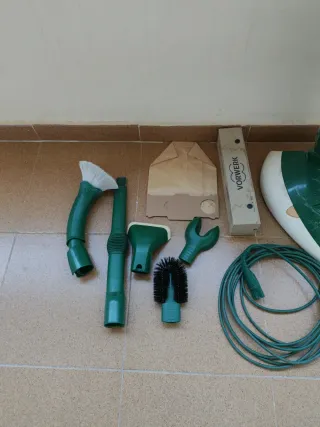 Aspiradora Vorwerk con accesorios