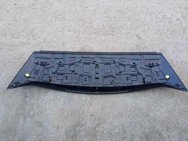 ALERON TRASERO MAZDA 3 BERLINA (BP) 2.0 I KOMP 18