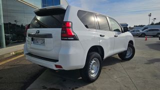 Toyota Land Cruiser 2.8 D-4D GX 7 Plazas