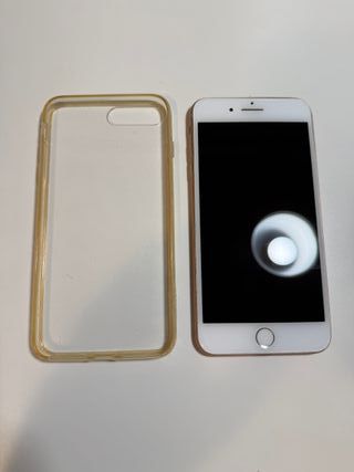 iPhone 8 Plus - 64GB - Dorado
