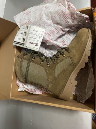 Botas militares Iturri marrones y verdes