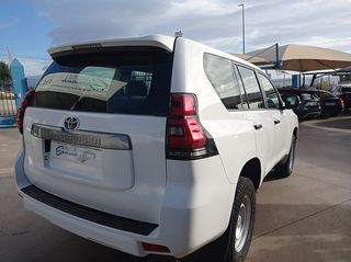 Toyota Land Cruiser 2.8 D-4D GX