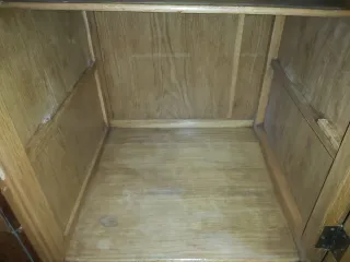 Aparador antiguo con mármol