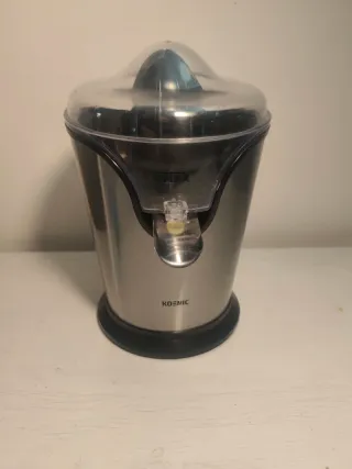 Exprimidor eléctrico KOENIC