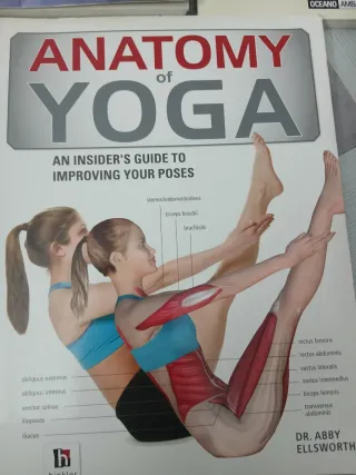 Lote de 5 libros de Yoga. VER FOTOS